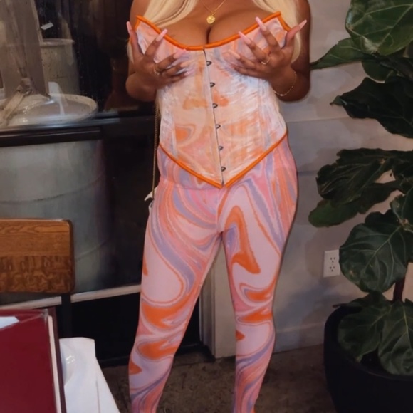 2 piece corset and legging - Picture 1 of 2